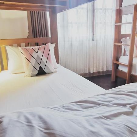 Stay Here Hostel Chiang Mai Extérieur photo