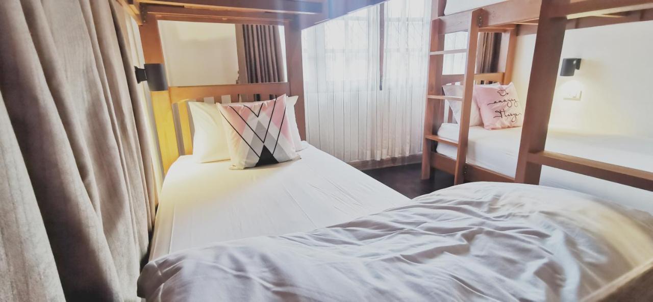 Stay Here Hostel Chiang Mai Extérieur photo
